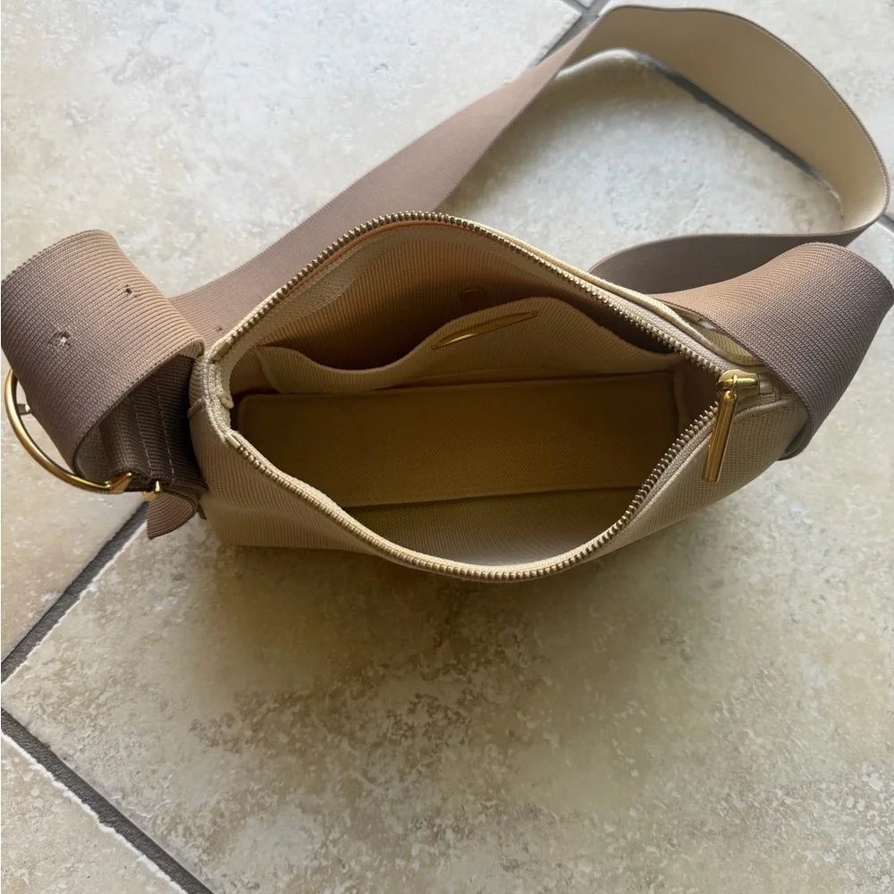 Cuyana Small Recycled Sling Bag - Camel and Beige